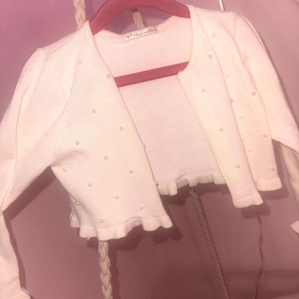 Cropped Cardigan with pearls